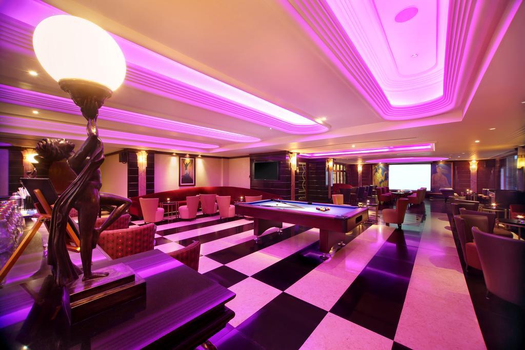Gokulam Grand & 5*